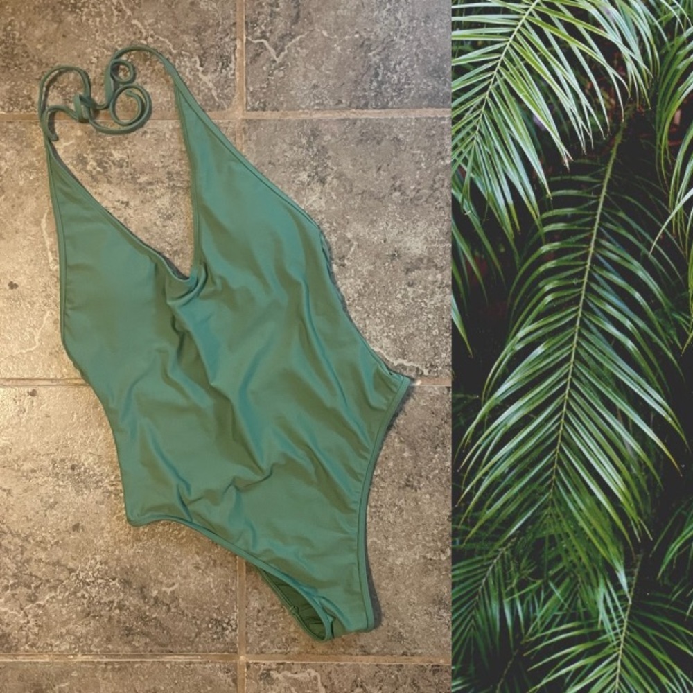 one piece swimsuit
